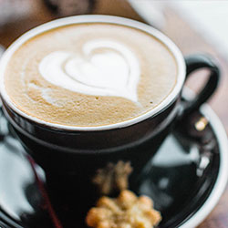 越看越不对劲，蘑菇短剧更新了，最值得收藏的彩蛋，这段我愿称神作